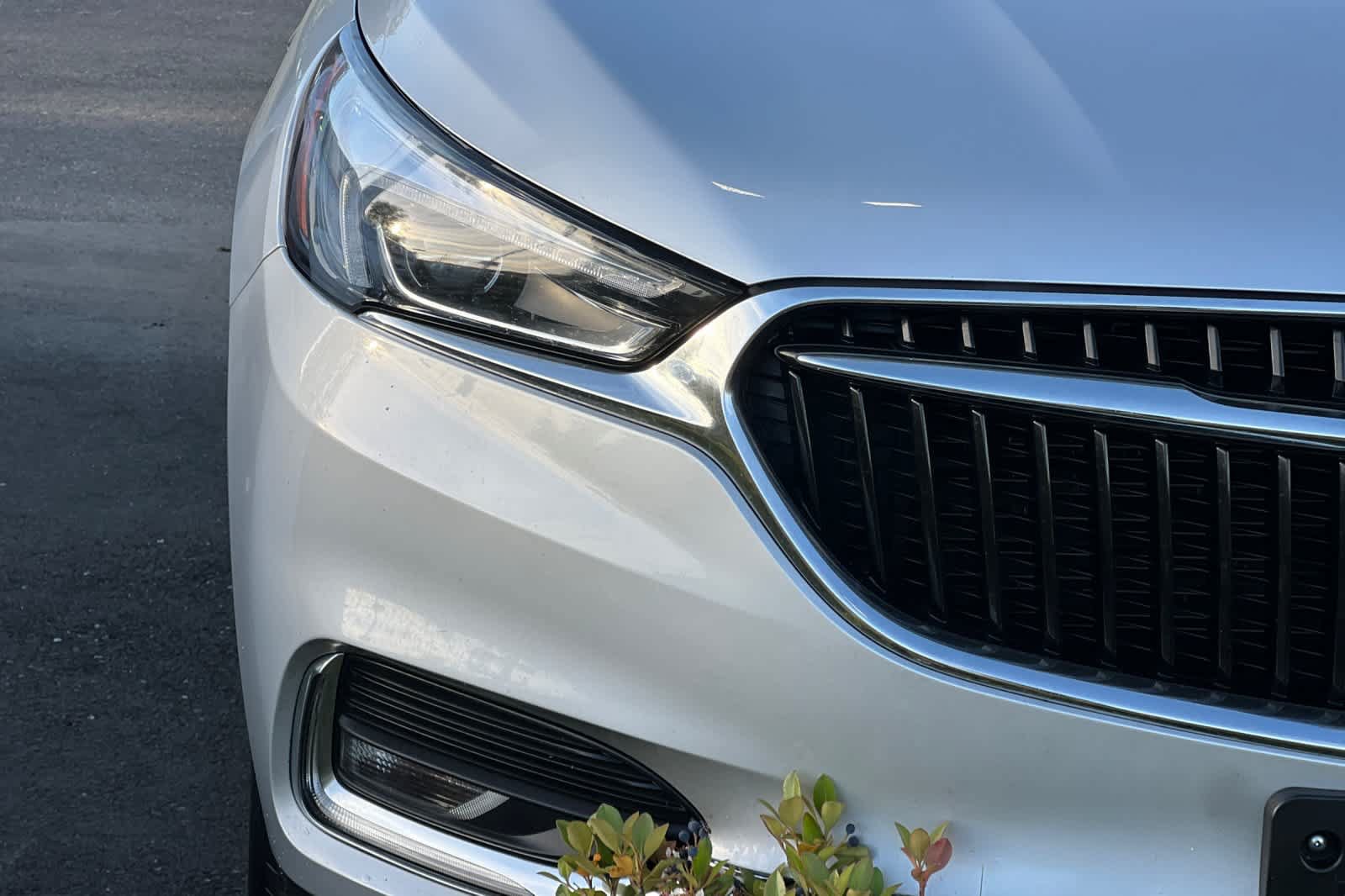 Used 2019 Buick Enclave Essence FWD image 14