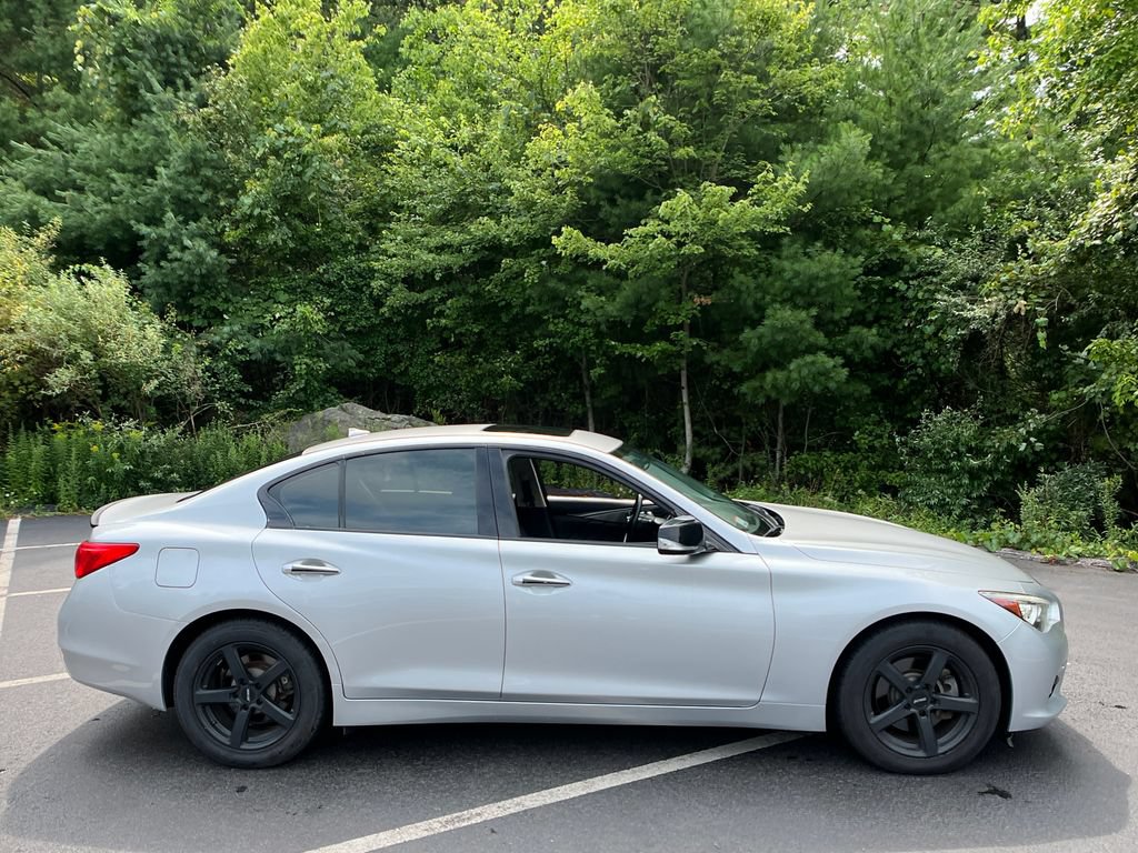 Used 2017 INFINITI Q50 Premium w/ 2.0T Premium Plus Package AWD/4WD image 7