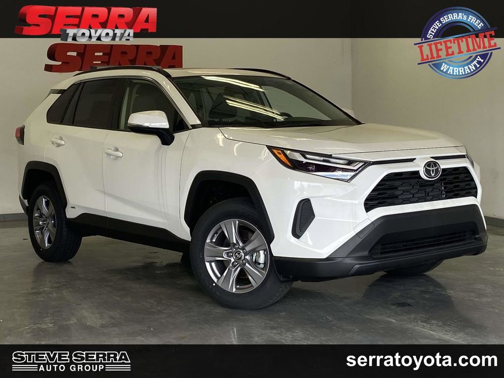 Used 2025 Toyota RAV4 XLE w/ Convenience Package AWD/4WD image 1