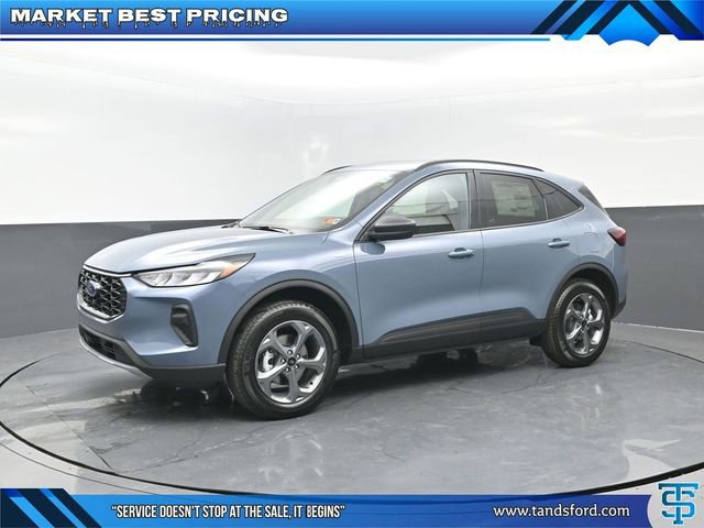 New 2026 Ford Escape ST-Line video 1