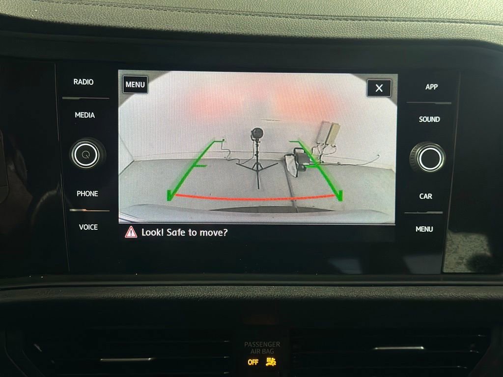 Used 2020 Volkswagen Jetta SEL FWD image 5
