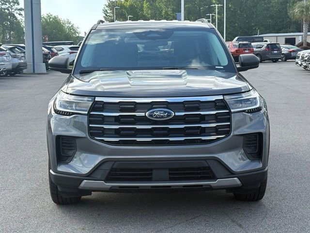New 2026 Ford Explorer Active RWD image 8