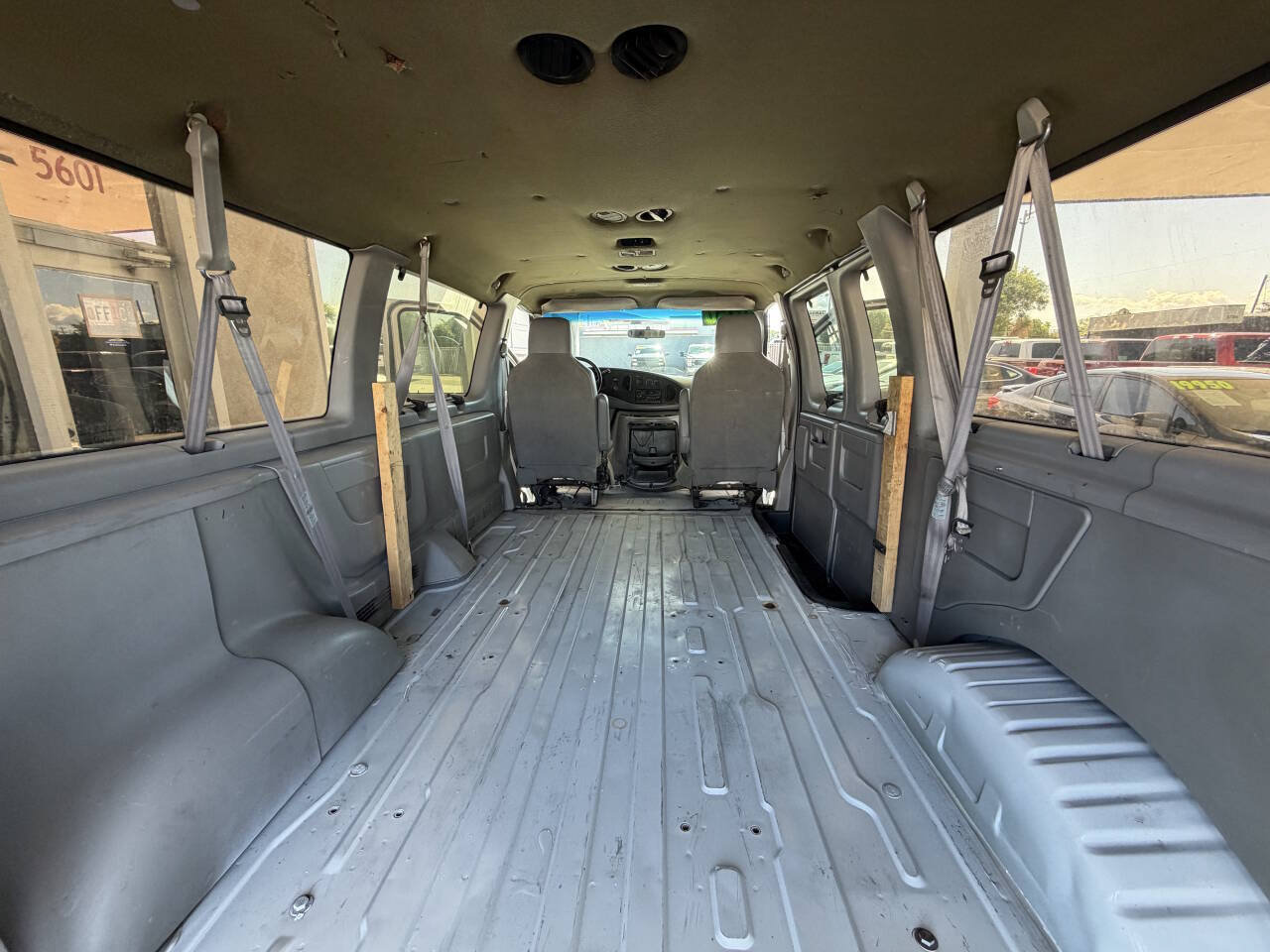 Used 1997 Ford E-350 and Econoline 350 XL RWD image 17
