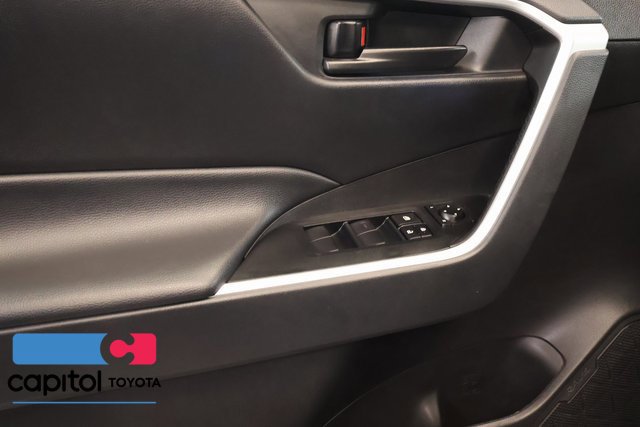 Certified 2024 Toyota RAV4 LE AWD/4WD image 10
