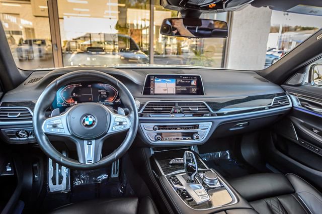 Used 2020 BMW 740i xDrive w/ M Sport Package image 23
