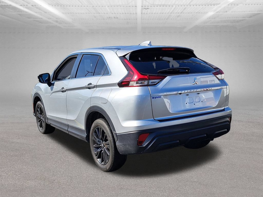 Used 2024 Mitsubishi Eclipse Cross LE AWD/4WD image 6