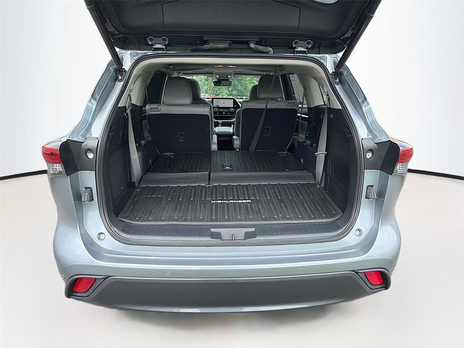 Used 2023 Toyota Highlander Limited AWD/4WD image 14
