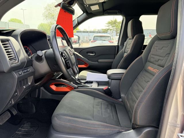 Used 2024 Nissan Frontier PRO-4X image 16