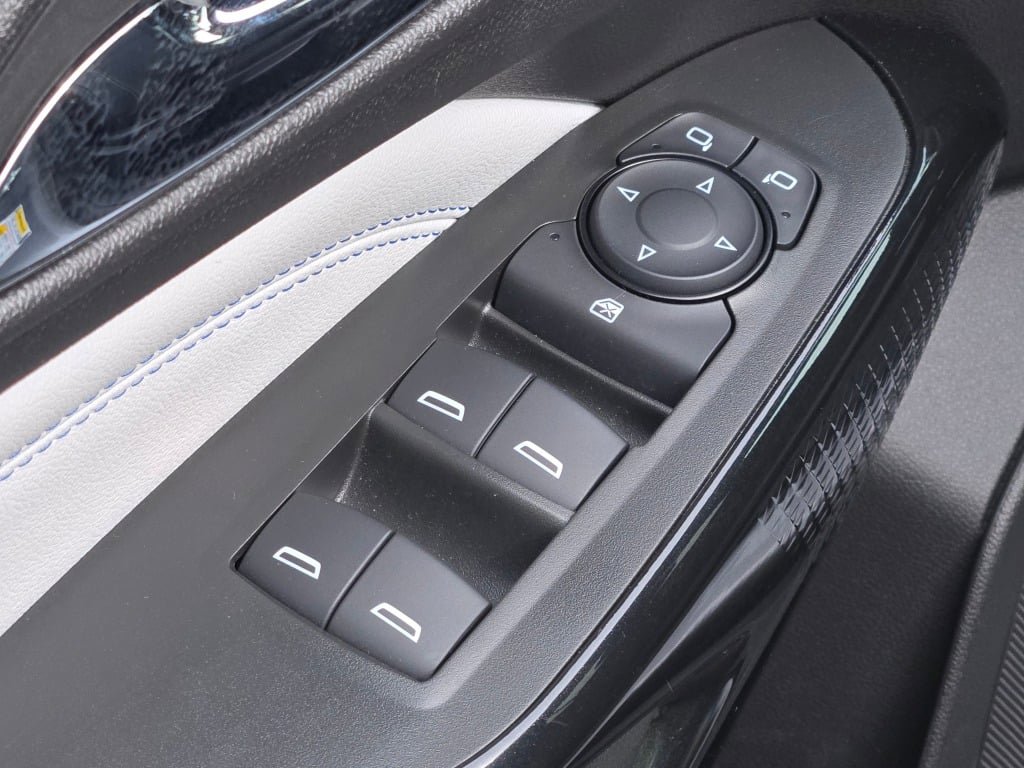 Used 2024 GMC Savana 2500 w/ Driver Convenience Package RWD image 20