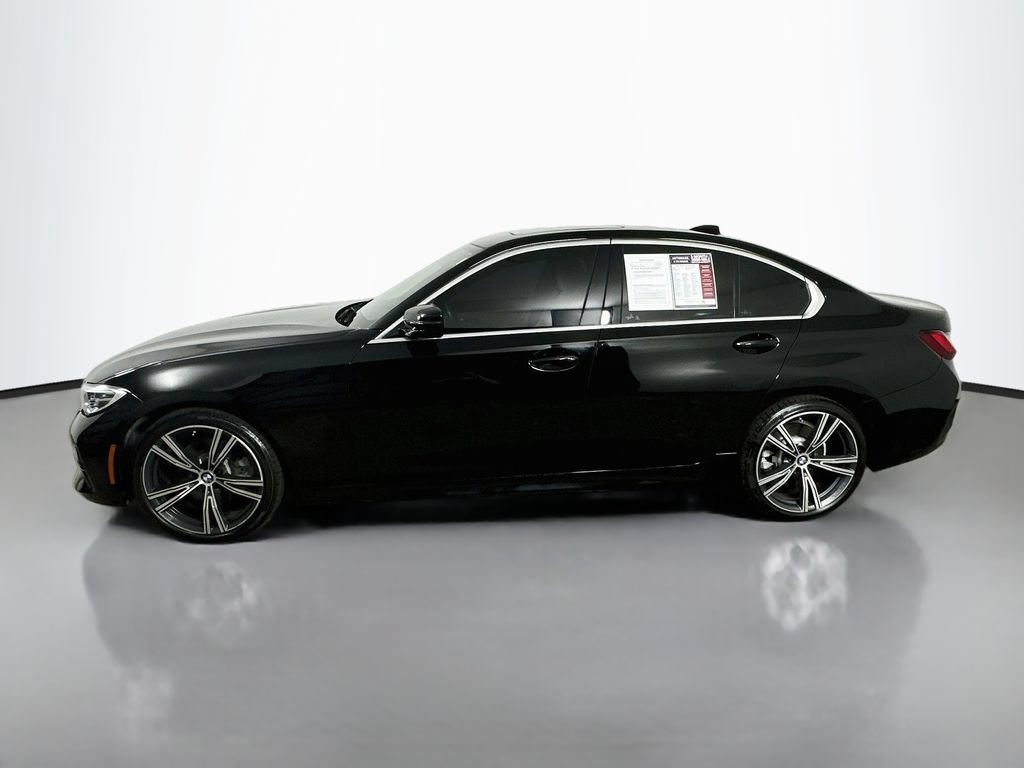 Used 2022 BMW 330i Sedan w/ Premium Package 2 RWD image 5