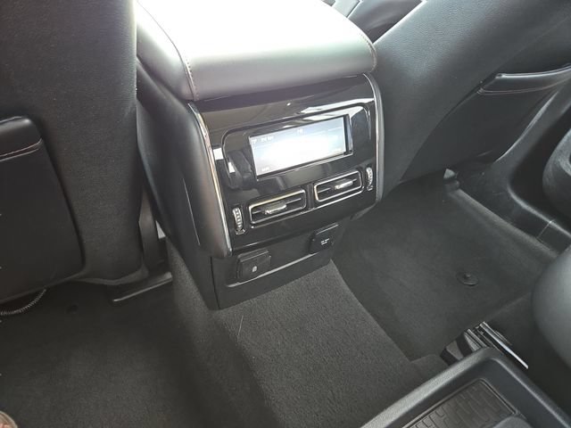 Used 2022 Lincoln Aviator Reserve w/ Equipment Group 201A AWD/4WD image 11