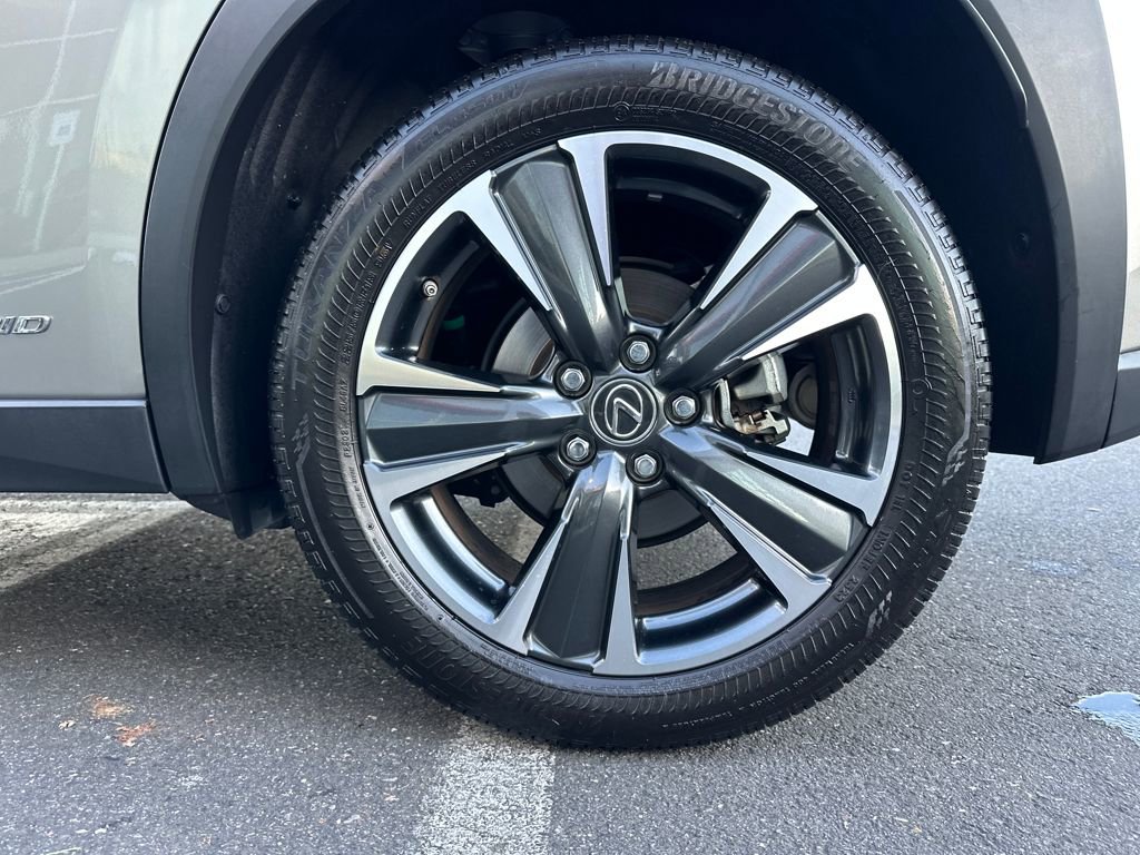 Used 2021 Lexus UX 250h image 27