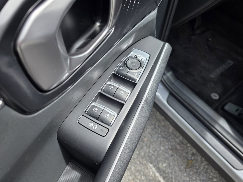 Used 2025 Kia Sorento S w/ Panoramic Sunroof Package image 17