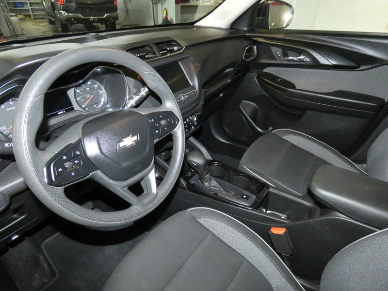 Used 2023 Chevrolet TrailBlazer LT image 8
