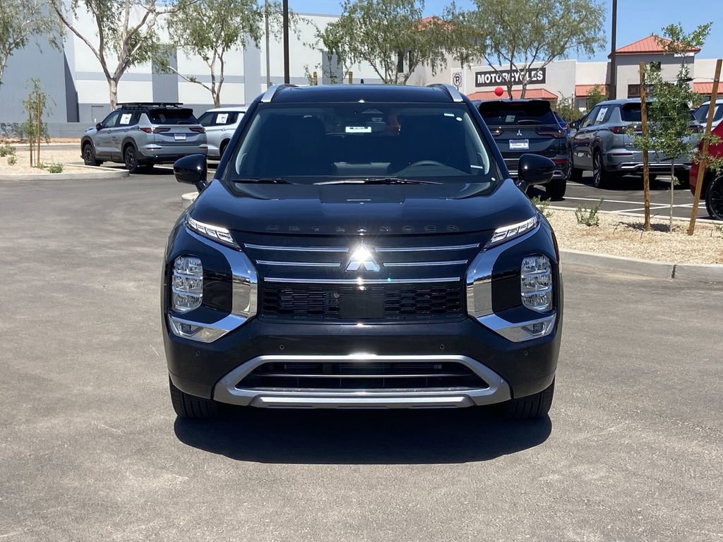 New 2026 Mitsubishi Outlander SEL FWD image 3