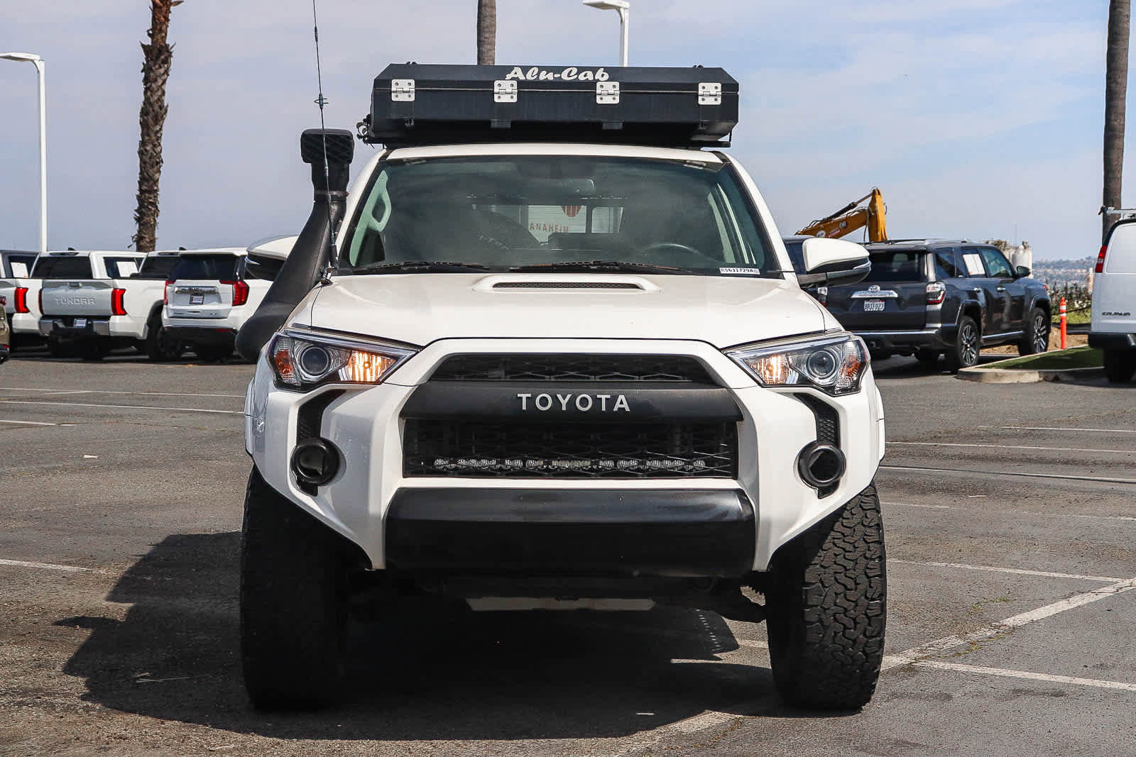 Used 2019 Toyota 4Runner TRD Off-Road Premium AWD/4WD image 2