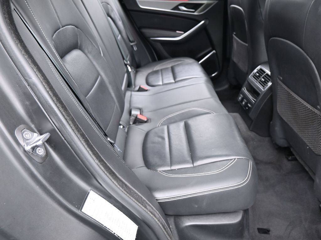 Used 2024 Jaguar F-PACE R-Dynamic S image 41