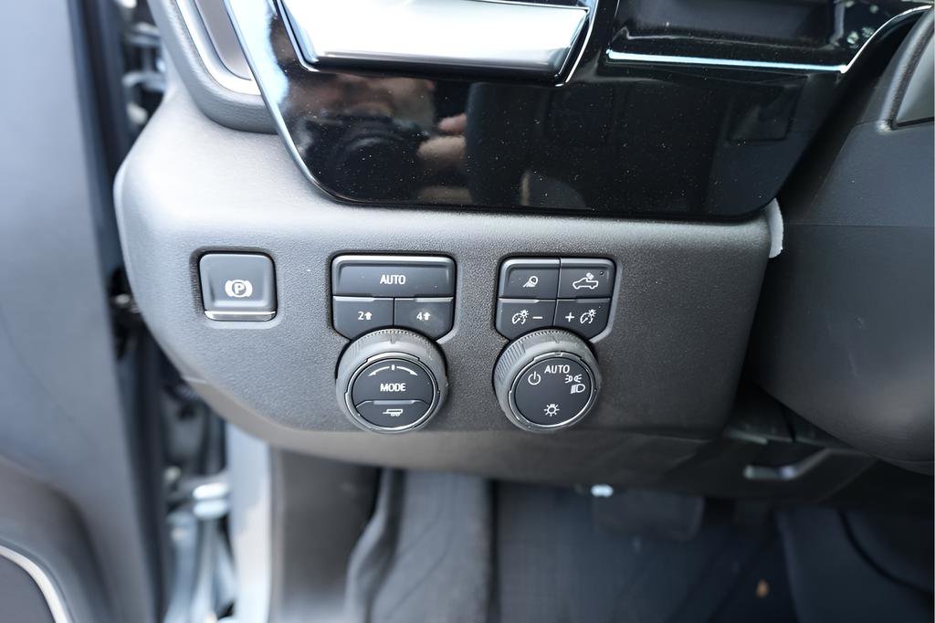New 2026 Chevrolet Silverado 1500 LT w/ Safety Package image 23