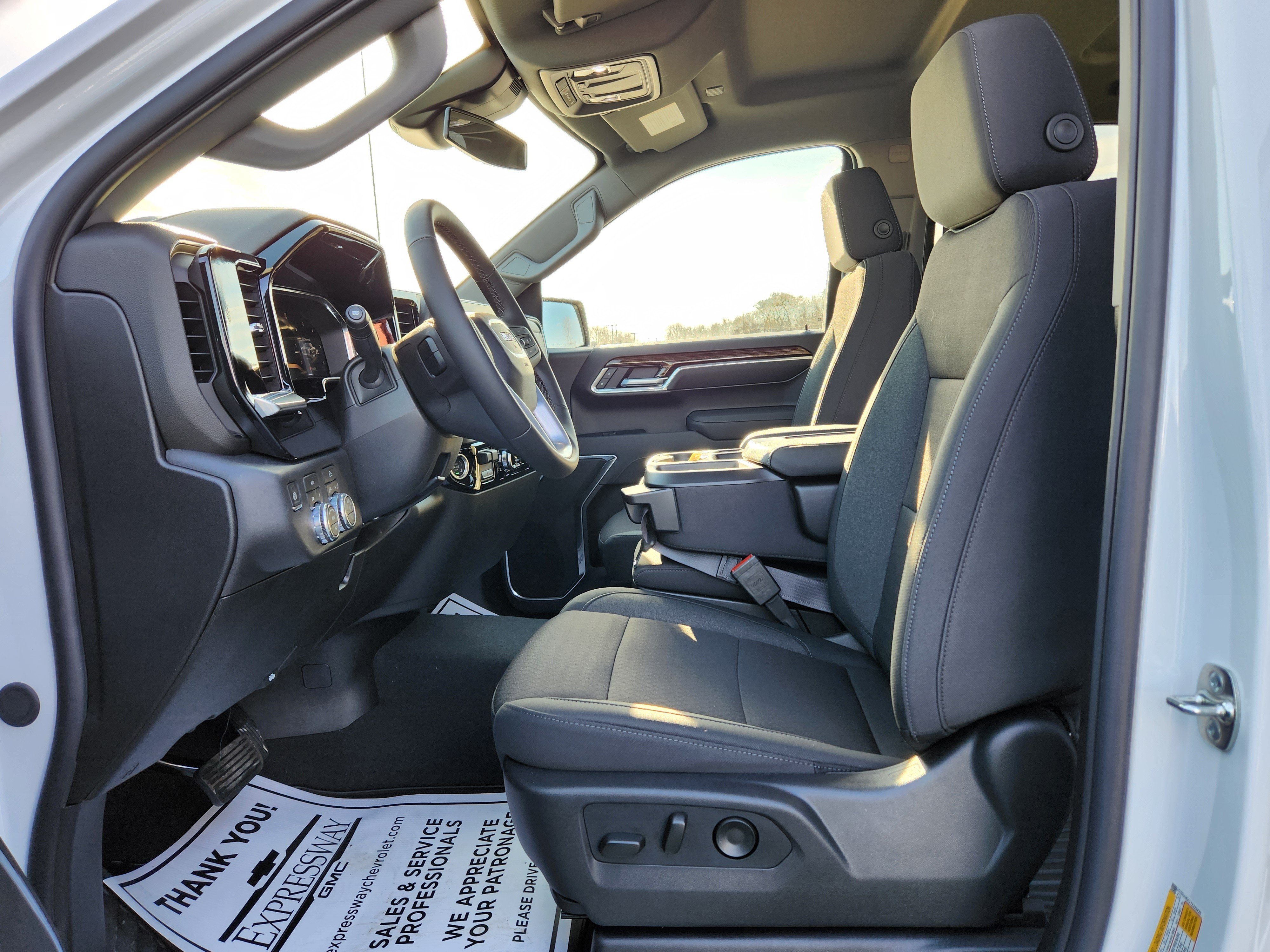 New 2026 GMC Sierra 1500 Elevation AWD/4WD image 9