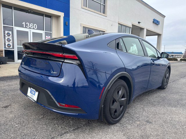 Used 2023 Toyota Prius LE image 15