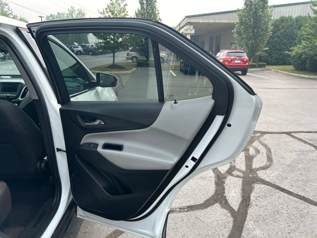 Used 2020 Chevrolet Equinox LT AWD/4WD image 30