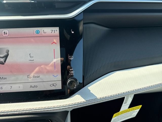 New 2026 Jeep Cherokee Overland image 23