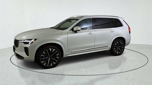 New 2026 Volvo XC90 B5 Plus w/ Protection Package Premier AWD/4WD image 3