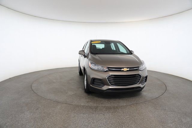 Used 2020 Chevrolet Trax LS image 29