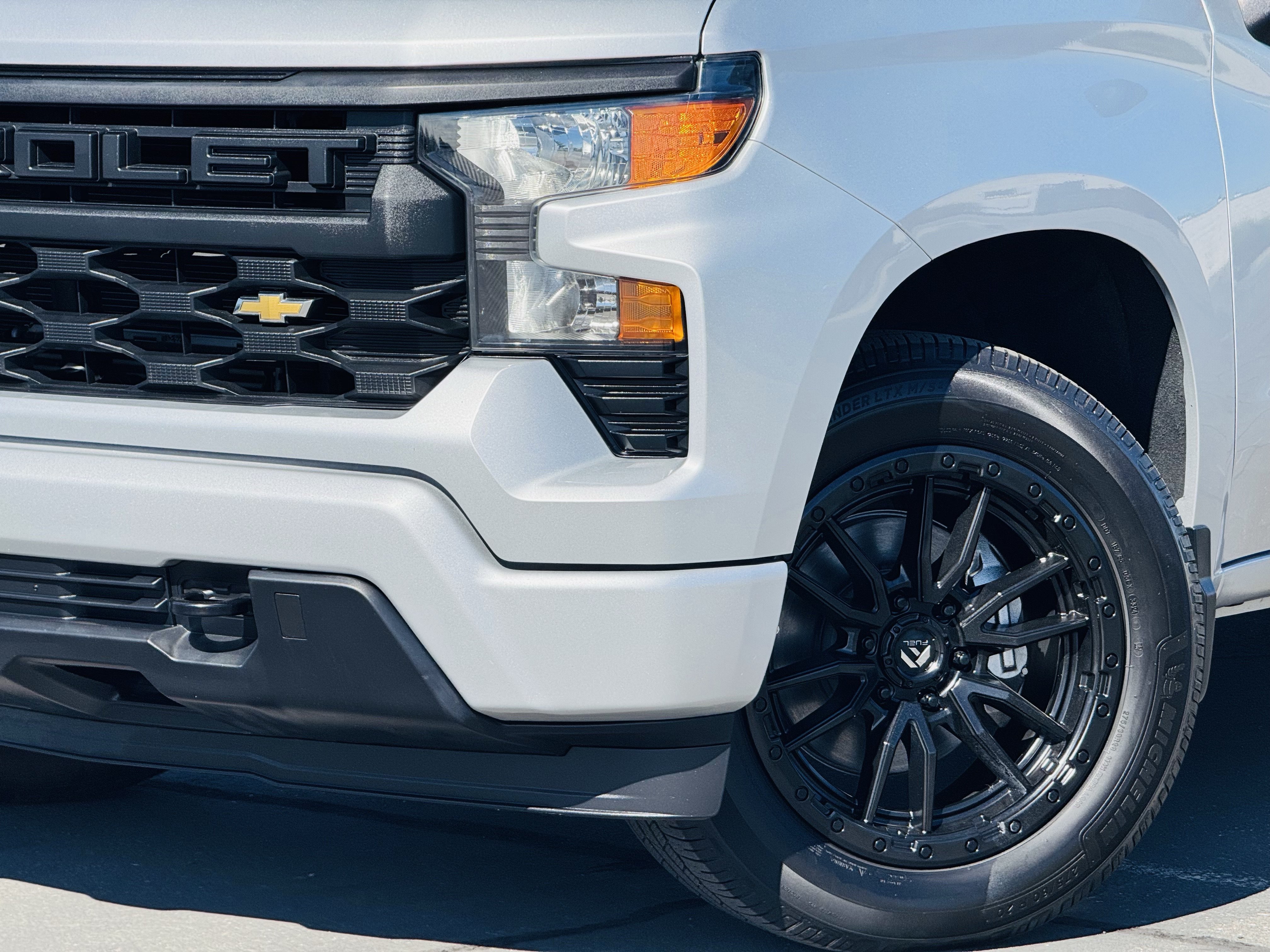 Certified 2022 Chevrolet Silverado 1500 Custom AWD/4WD image 3