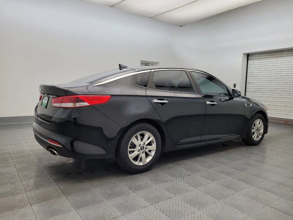 Used 2018 Kia Optima LX image 10