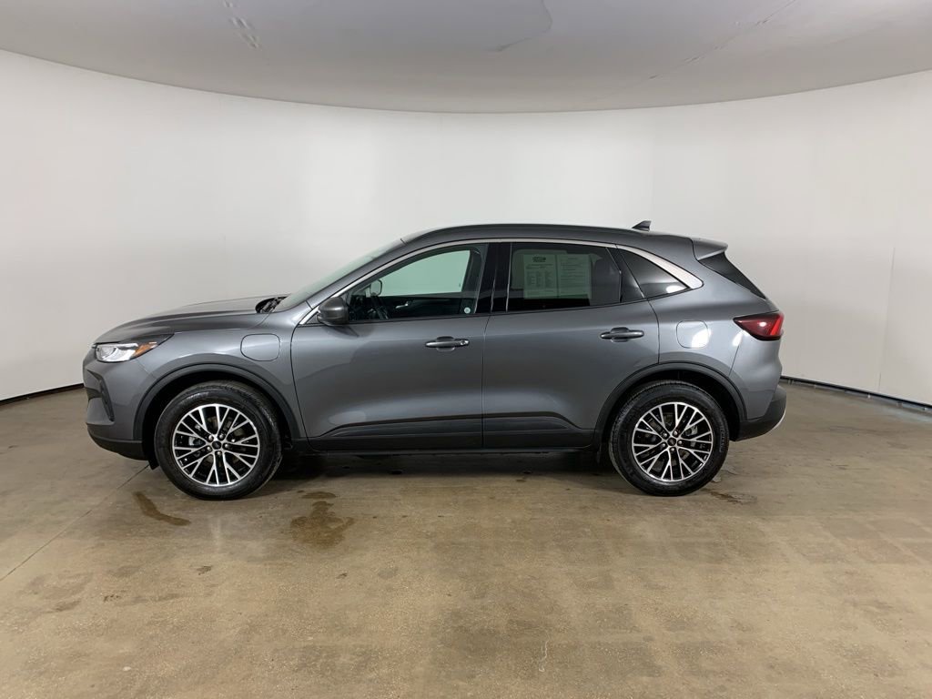 Used 2023 Ford Escape SE image 16