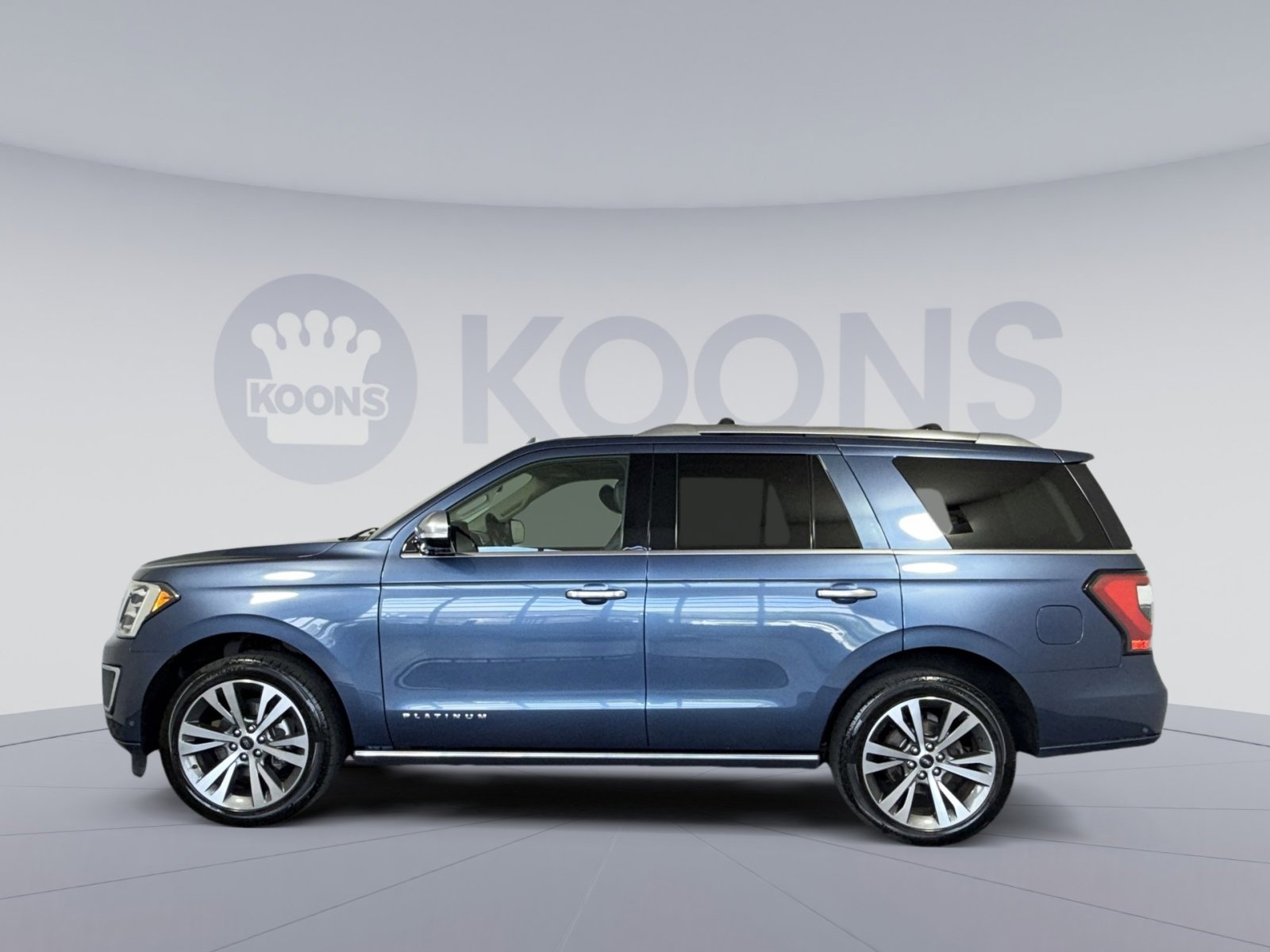 Used 2020 Ford Expedition Platinum AWD/4WD image 2