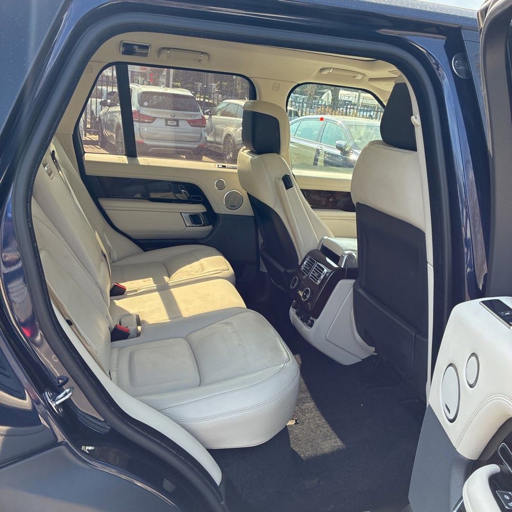 Used 2020 Land Rover Range Rover HSE AWD/4WD image 10