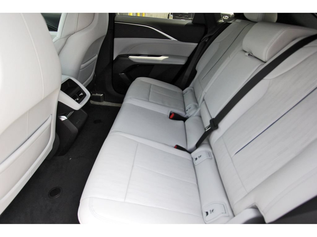 New 2026 Cadillac Lyriq Sport AWD/4WD image 7