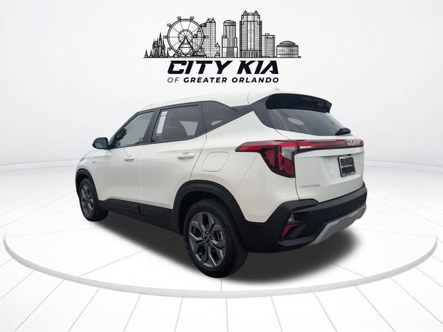 Certified 2026 Kia Seltos LX FWD image 4