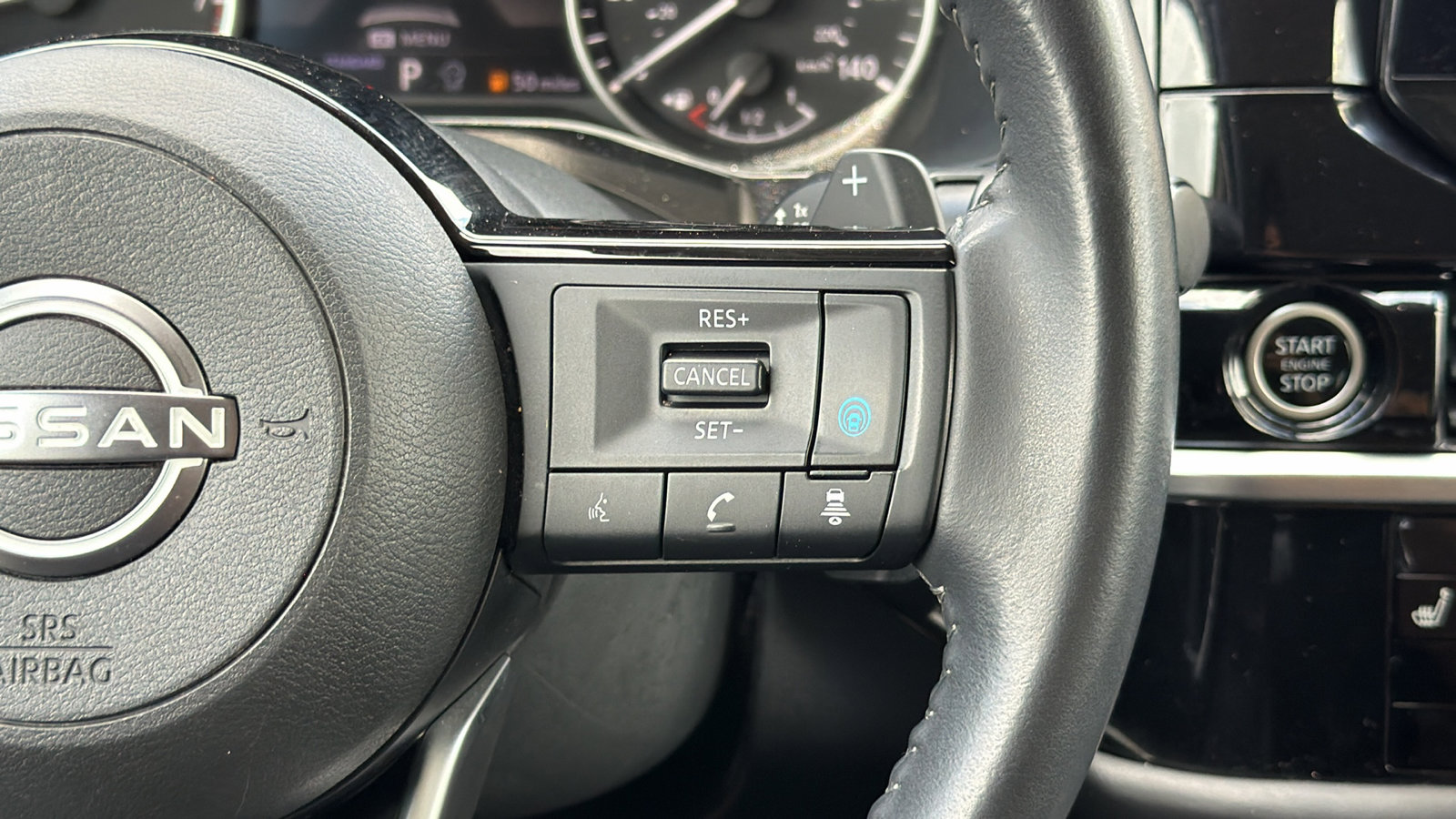 Used 2022 Nissan Pathfinder SV w/ SV Black Package FWD image 24