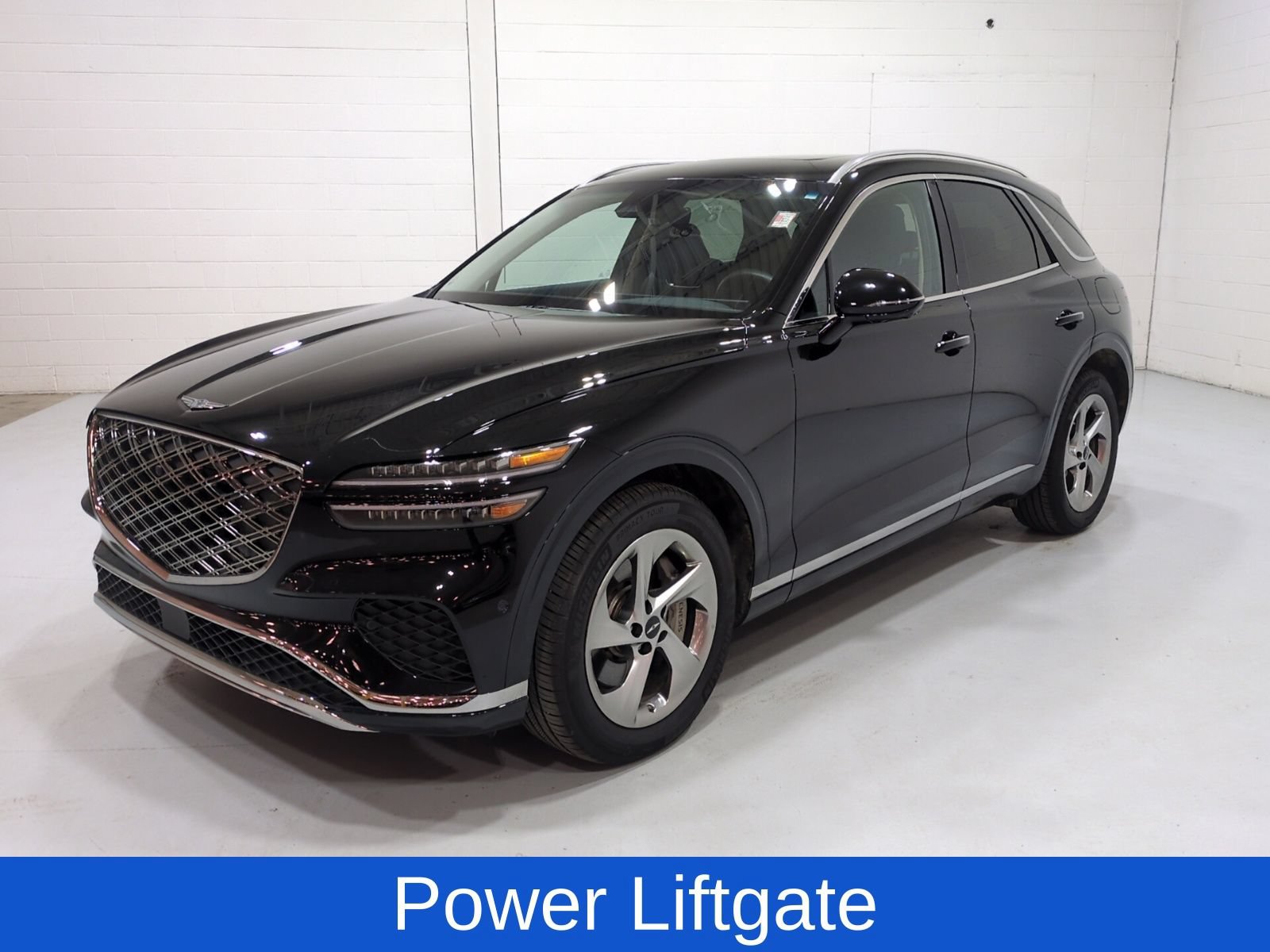 Certified 2026 Genesis GV70 2.5T Advanced AWD/4WD image 7