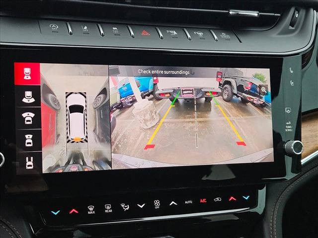 New 2026 Jeep Grand Cherokee Summit w/ Obsidian Package AWD/4WD image 13