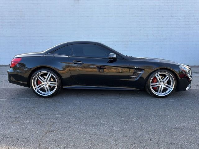 Used 2017 Mercedes-Benz SL 550 image 2