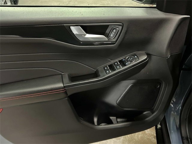Certified 2023 Ford Escape ST-Line w/ Tech Pack #1 image 15
