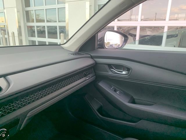 Used 2025 Honda Accord LX image 13