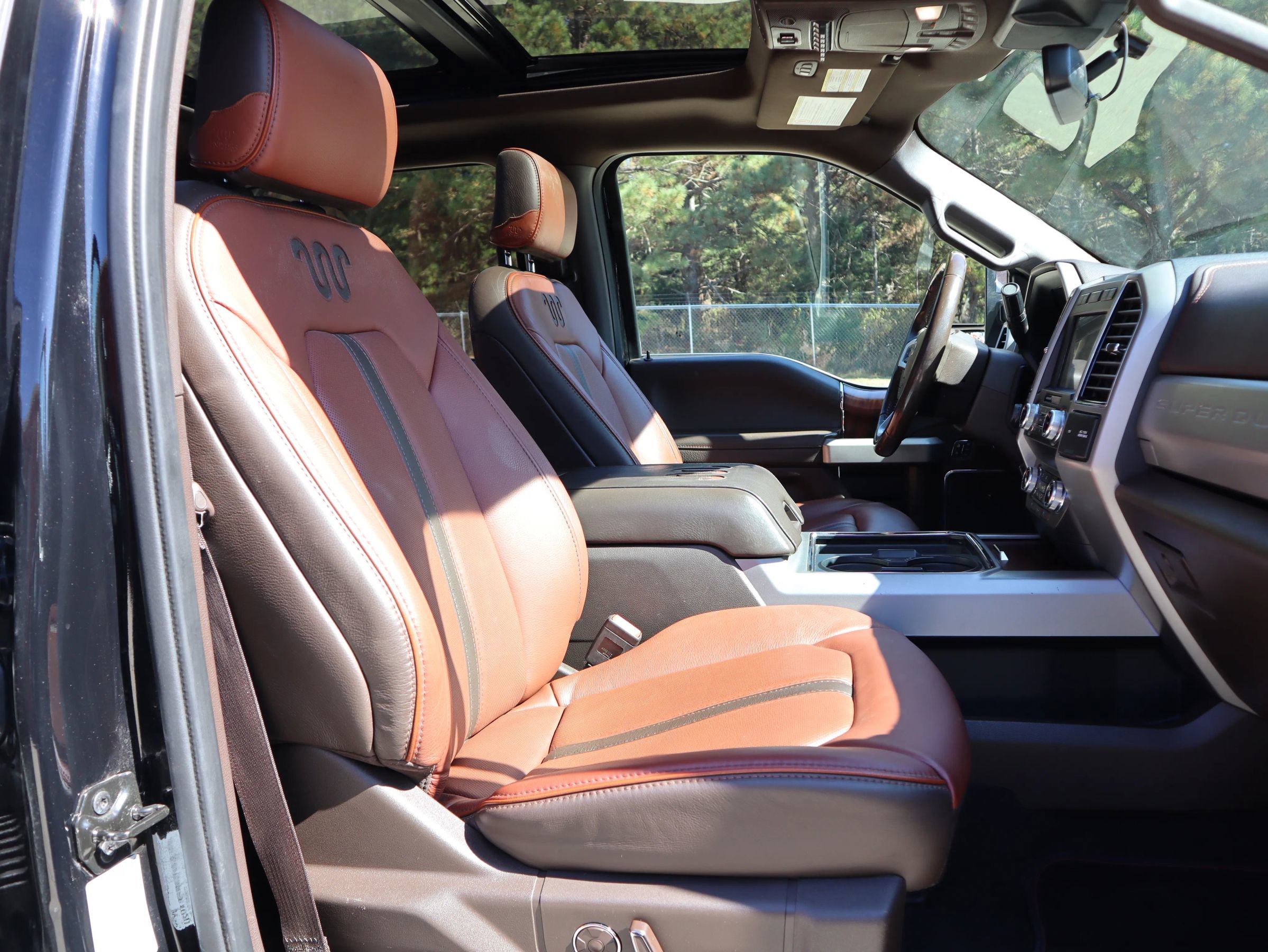 Used 2021 Ford F350 King Ranch w/ King Ranch Ultimate Package image 34