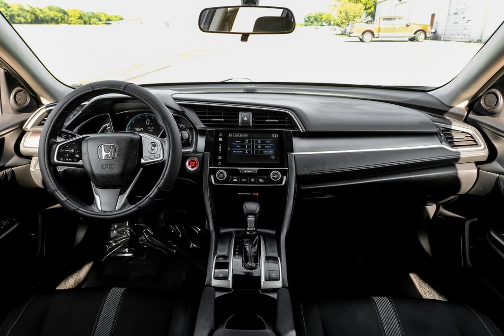 Used 2018 Honda Civic EX image 18