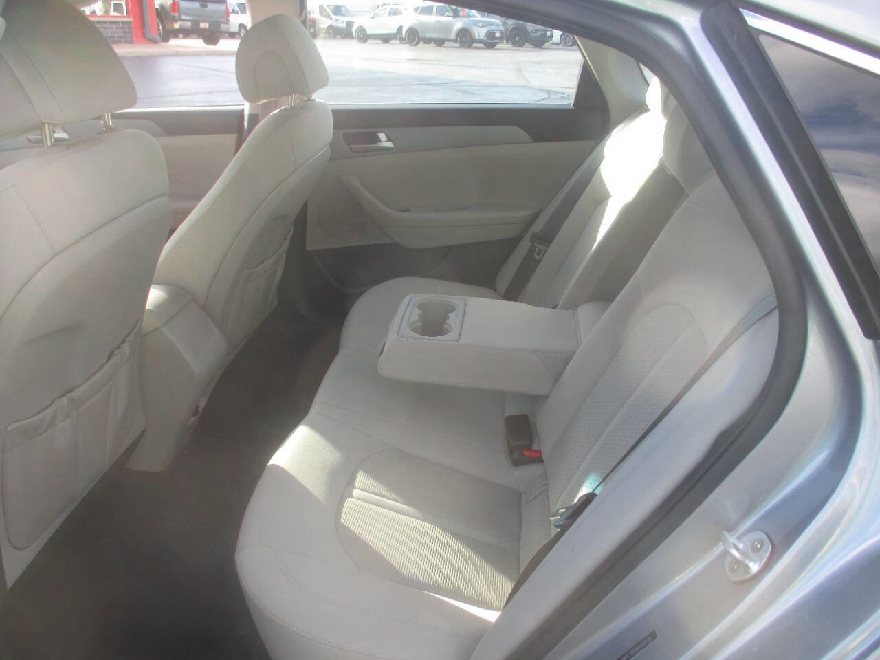 Used 2017 Hyundai Sonata SE image 6