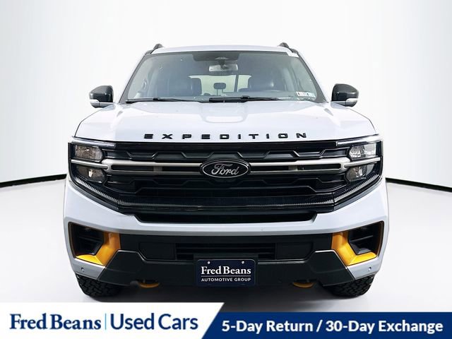Used 2025 Ford Expedition Tremor AWD/4WD image 2