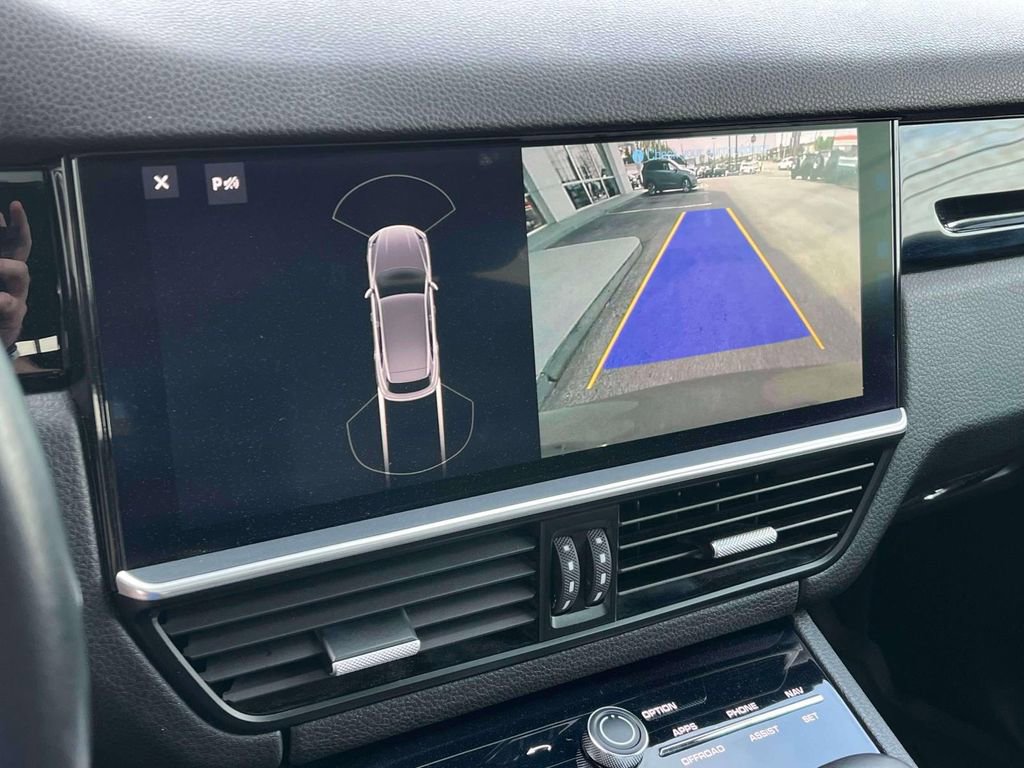 Used 2019 Porsche Cayenne image 36