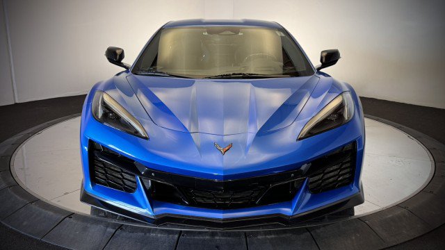 Used 2024 Chevrolet Corvette Z06 w/ Stealth Interior Trim Package RWD image 22