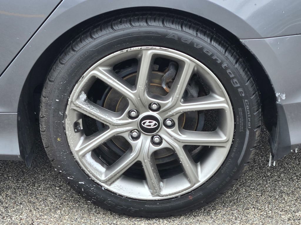 Used 2018 Hyundai Sonata Limited image 21