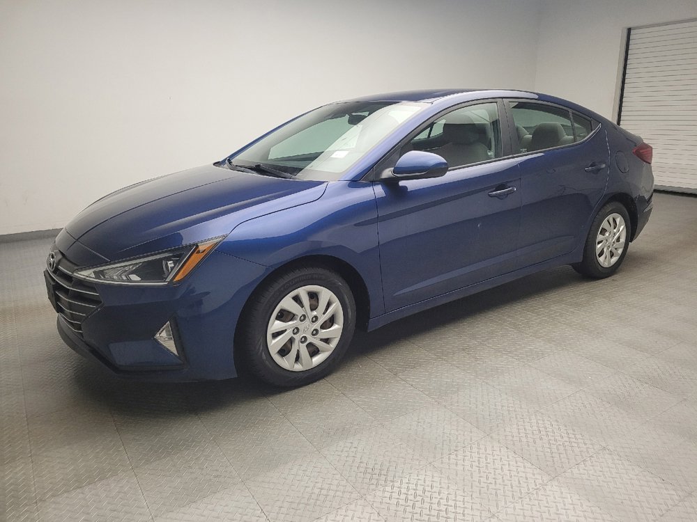 Used 2020 Hyundai Elantra SE FWD image 2