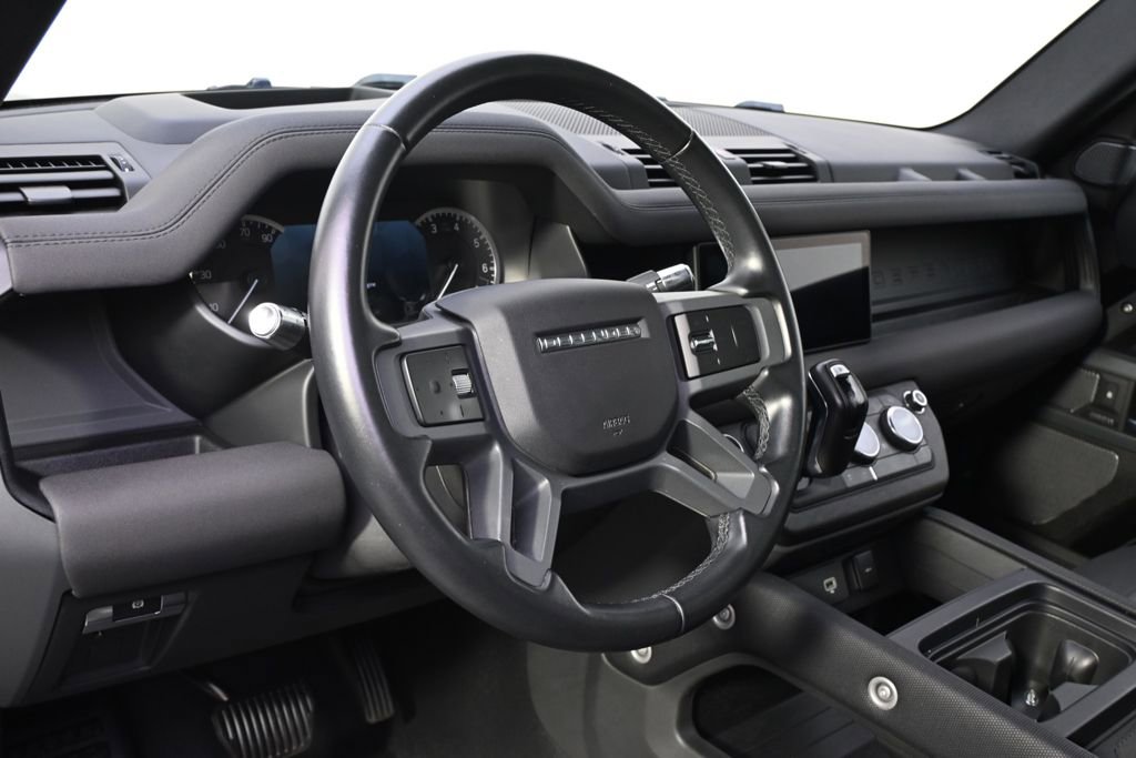 Used 2022 Land Rover Defender 110 X-Dynamic SE AWD/4WD image 11